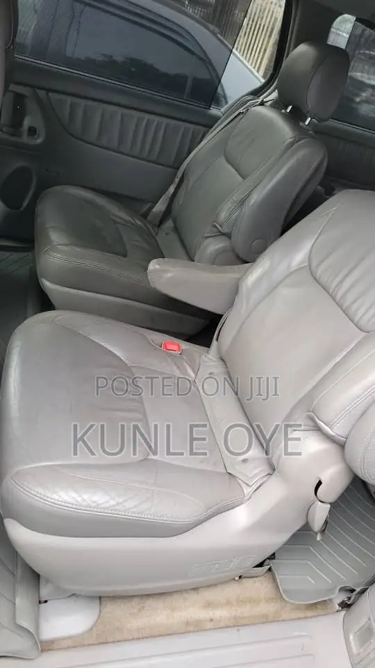 Toyota Sienna XLE 2008 Beige