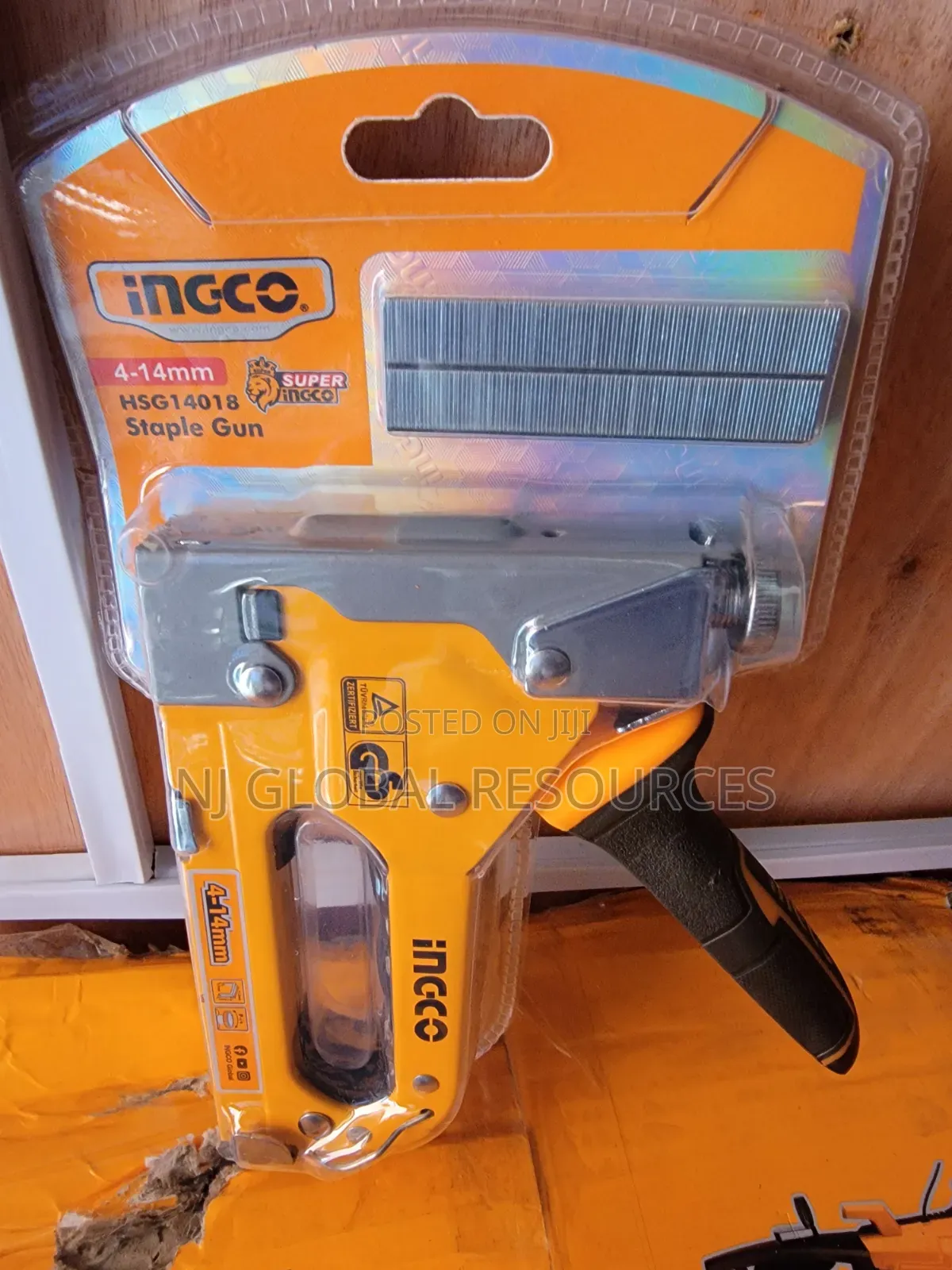 Ingco Heavy Duty Staple Gun HSG14018 With 100pcs of Pin