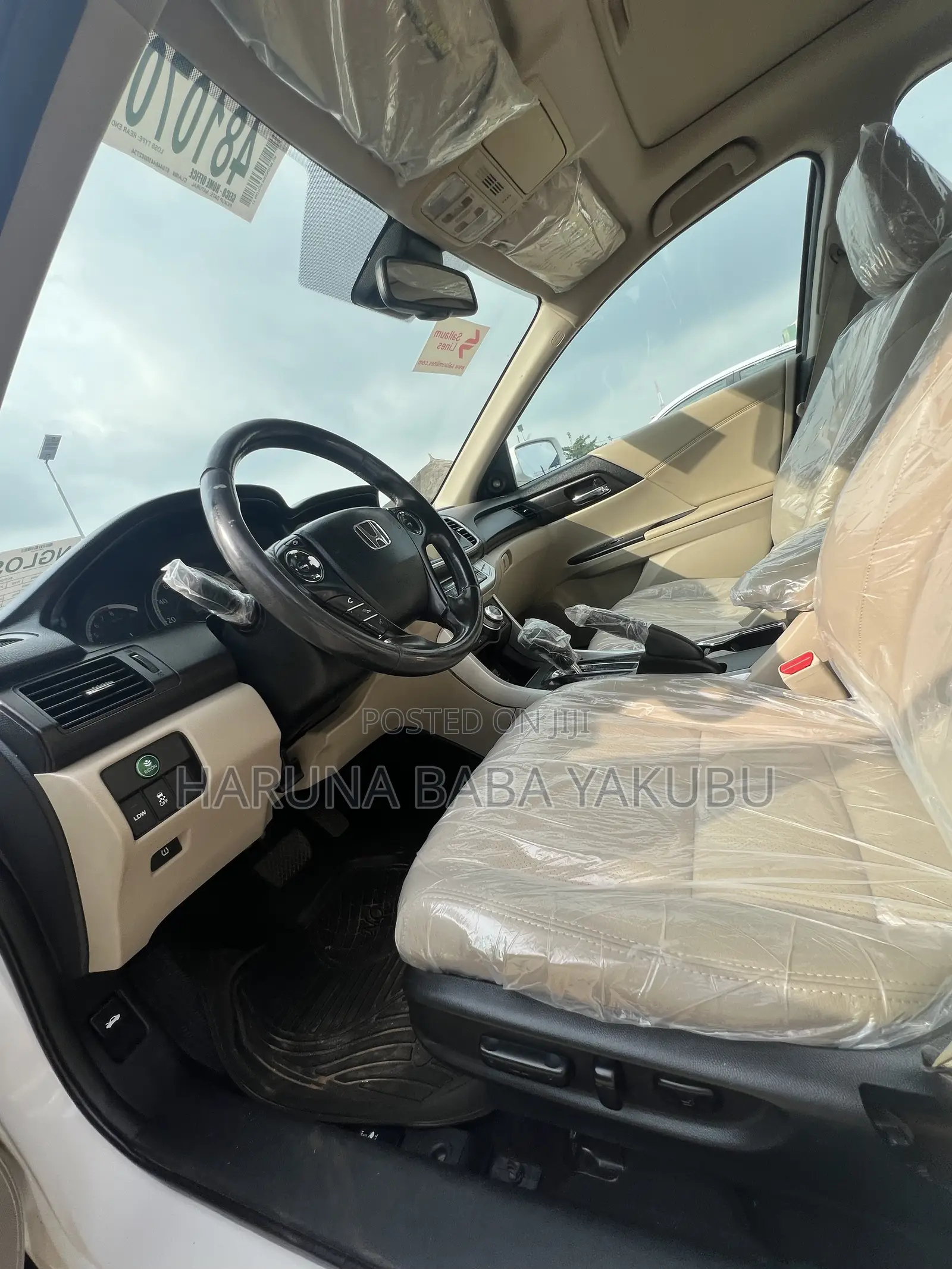 Honda Accord Touring V-6 4dr Sedan (3.5L 6cyl 6A) 2014 White