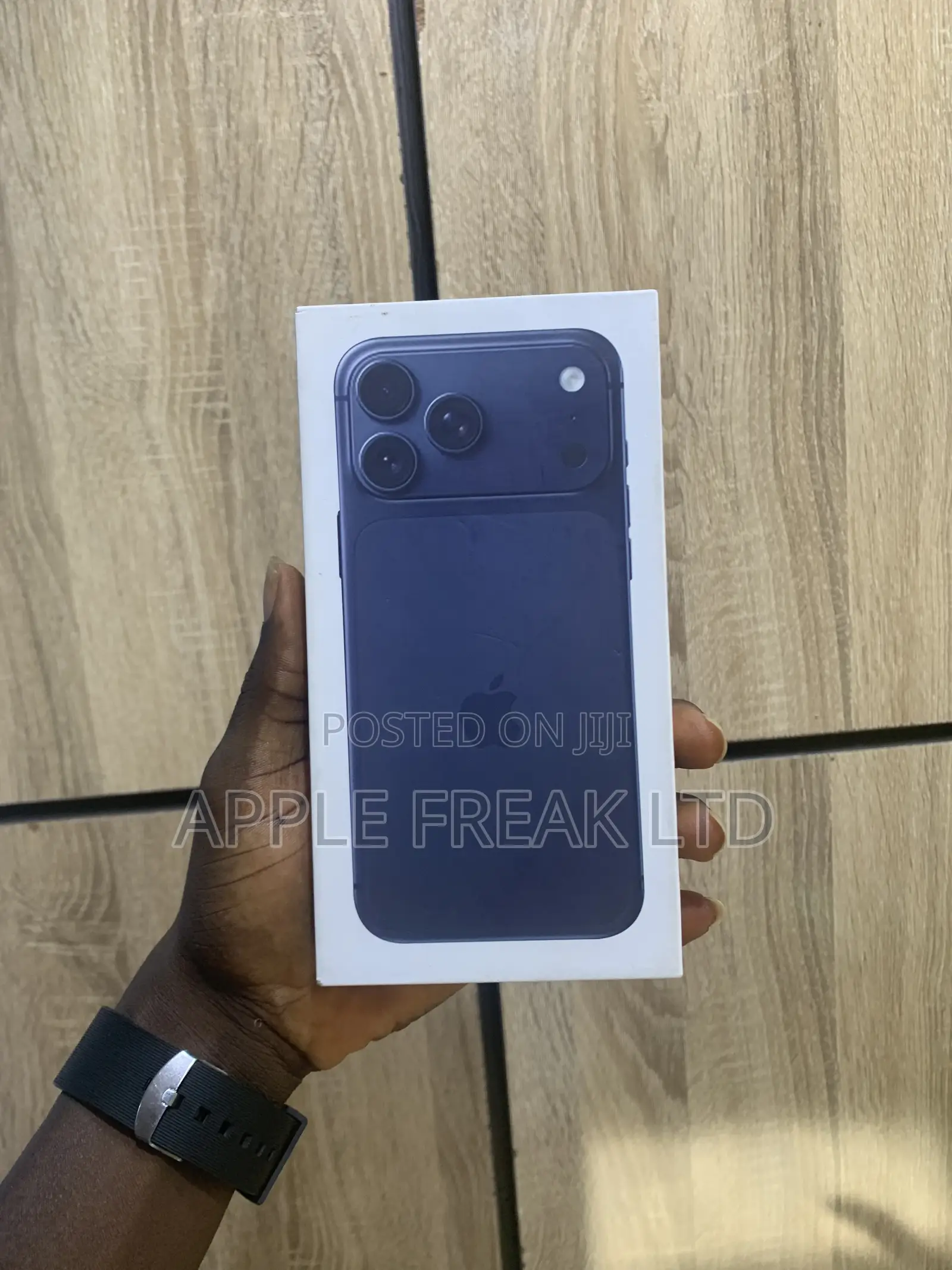 New Apple iPhone 17 Pro 256 GB Blue