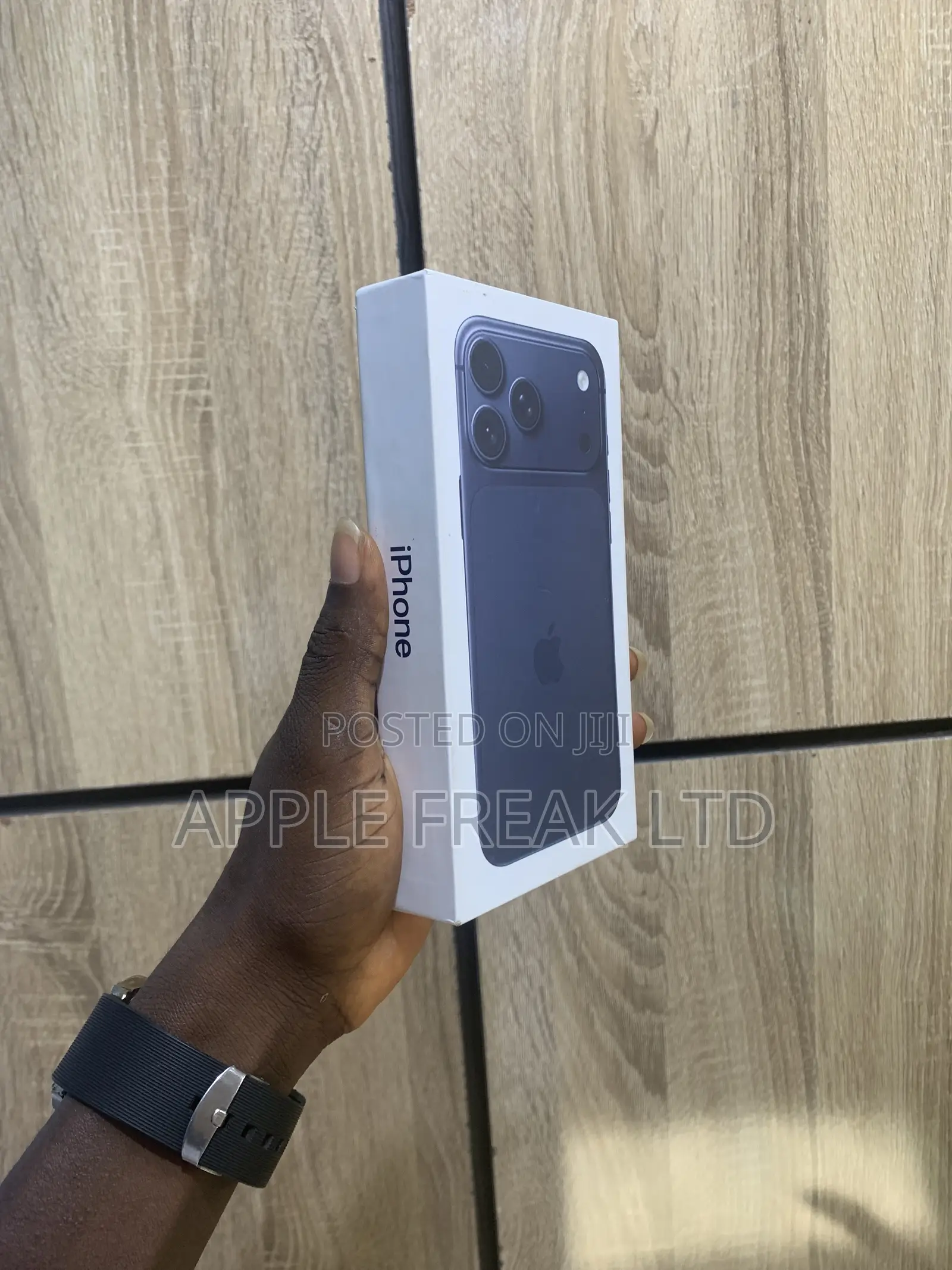 New Apple iPhone 17 Pro 256 GB Blue