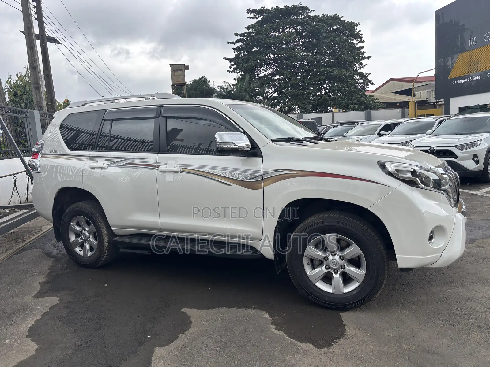 Toyota Land Cruiser Prado 2017 White