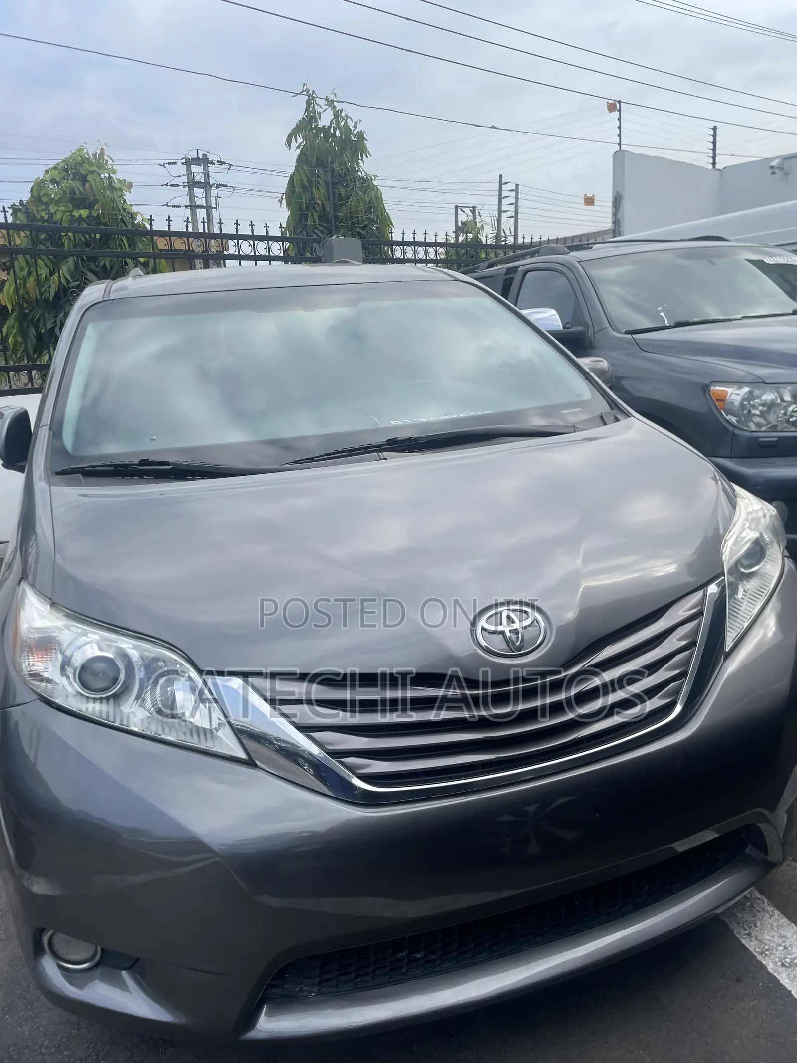 Toyota Sienna 2015 Gray