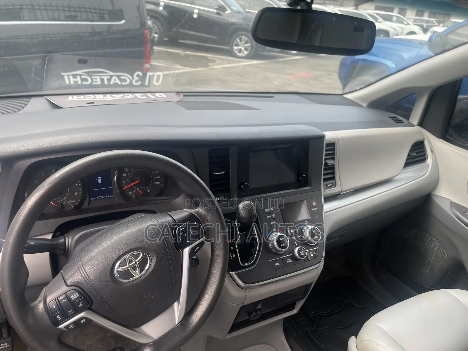 Toyota Sienna 2015 Gray