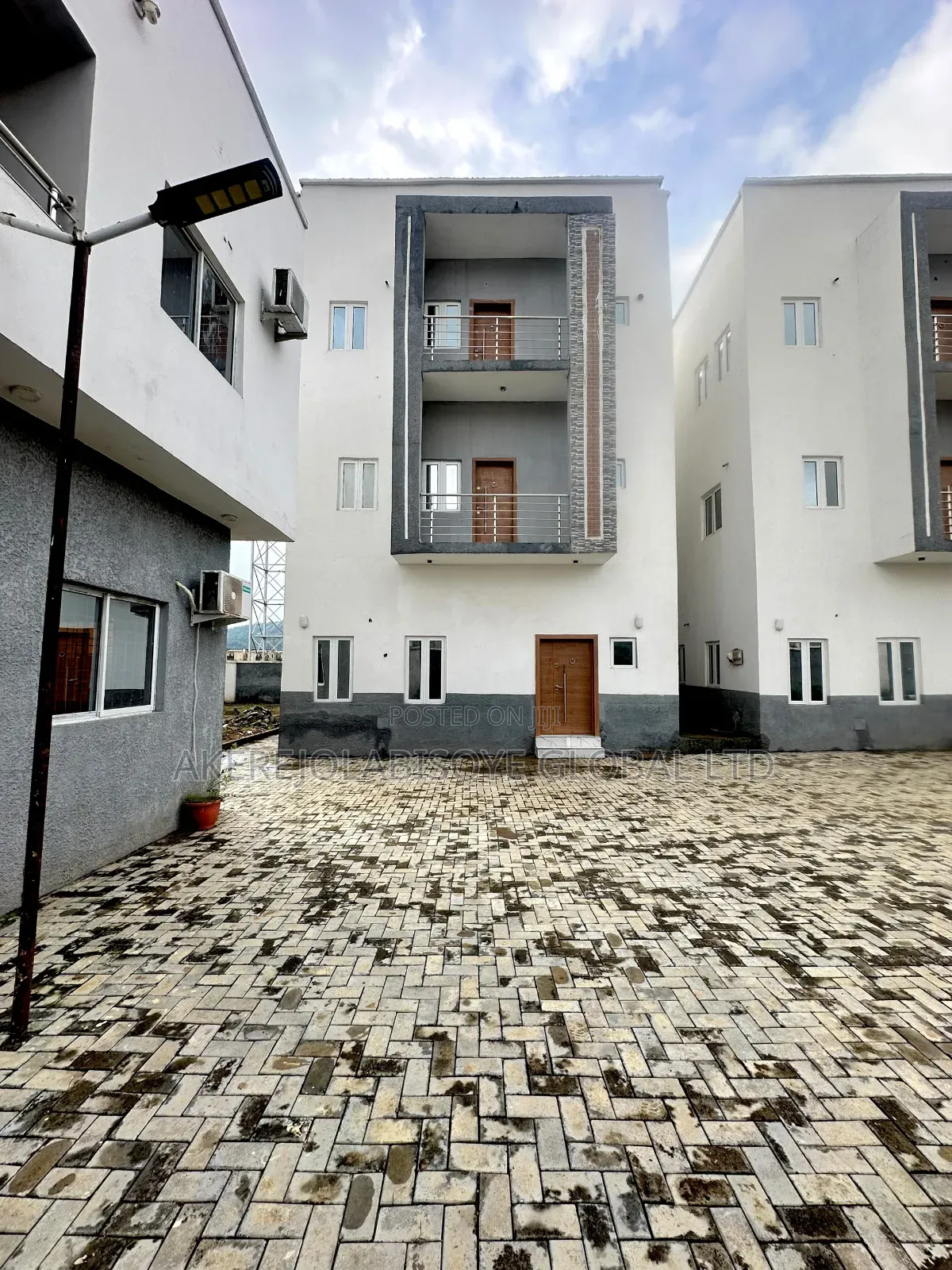 4bdrm Duplex in Katampe Abuja for sale