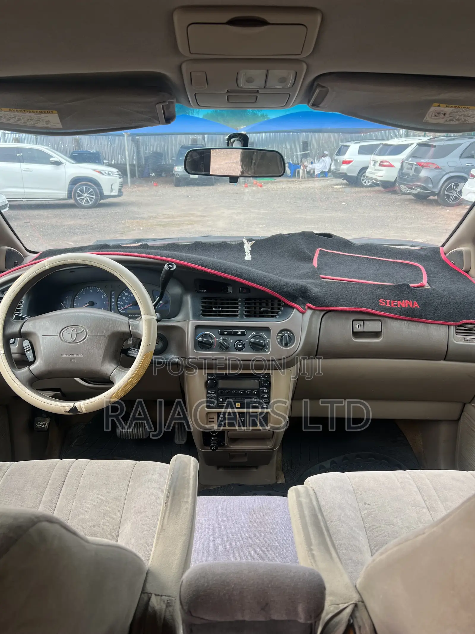 Toyota Sienna LE 2001 Gold