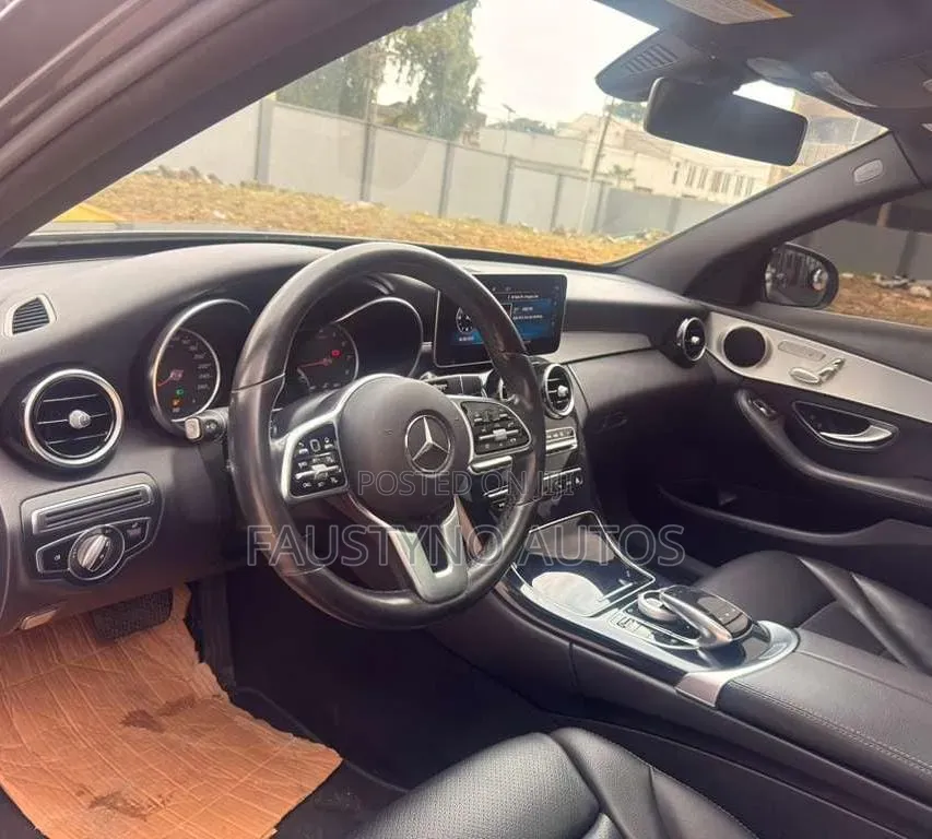 Mercedes-Benz C300 2020 Gray