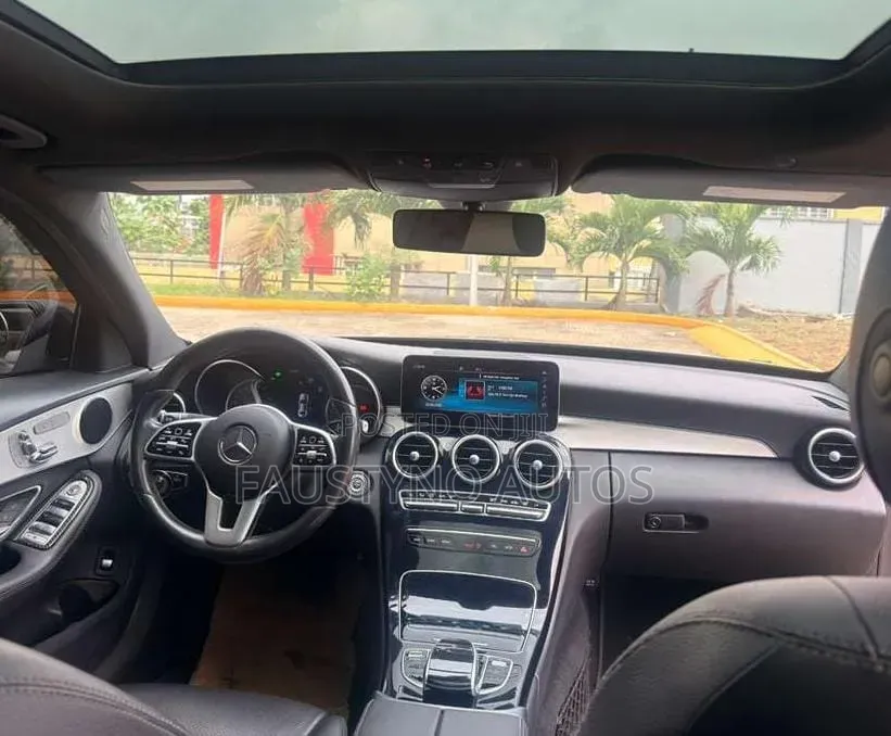 Mercedes-Benz C300 2020 Gray