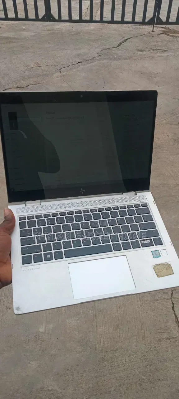 Laptop HP EliteBook 840 G5 8GB Intel Core i5 SSD 256GB