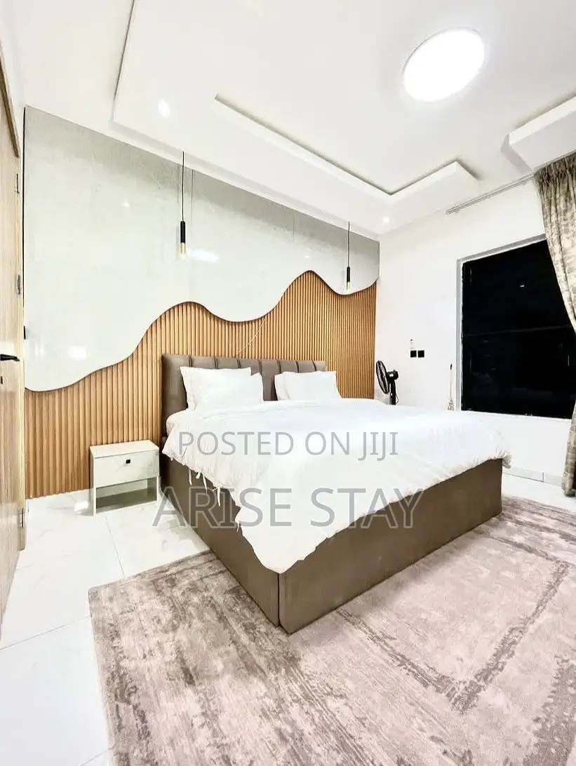 5-Bedroom Furnished Duplex With Pool Ps5 | Orchid Road