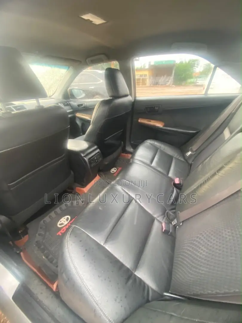 Toyota Camry 2013 Silver