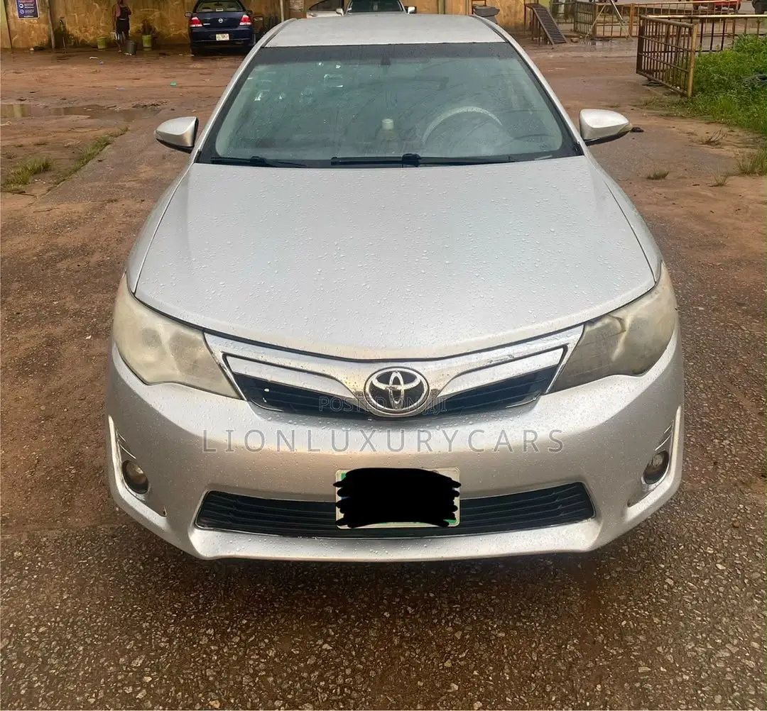 Toyota Camry 2013 Silver