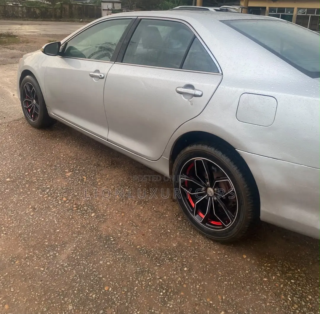 Toyota Camry 2013 Silver