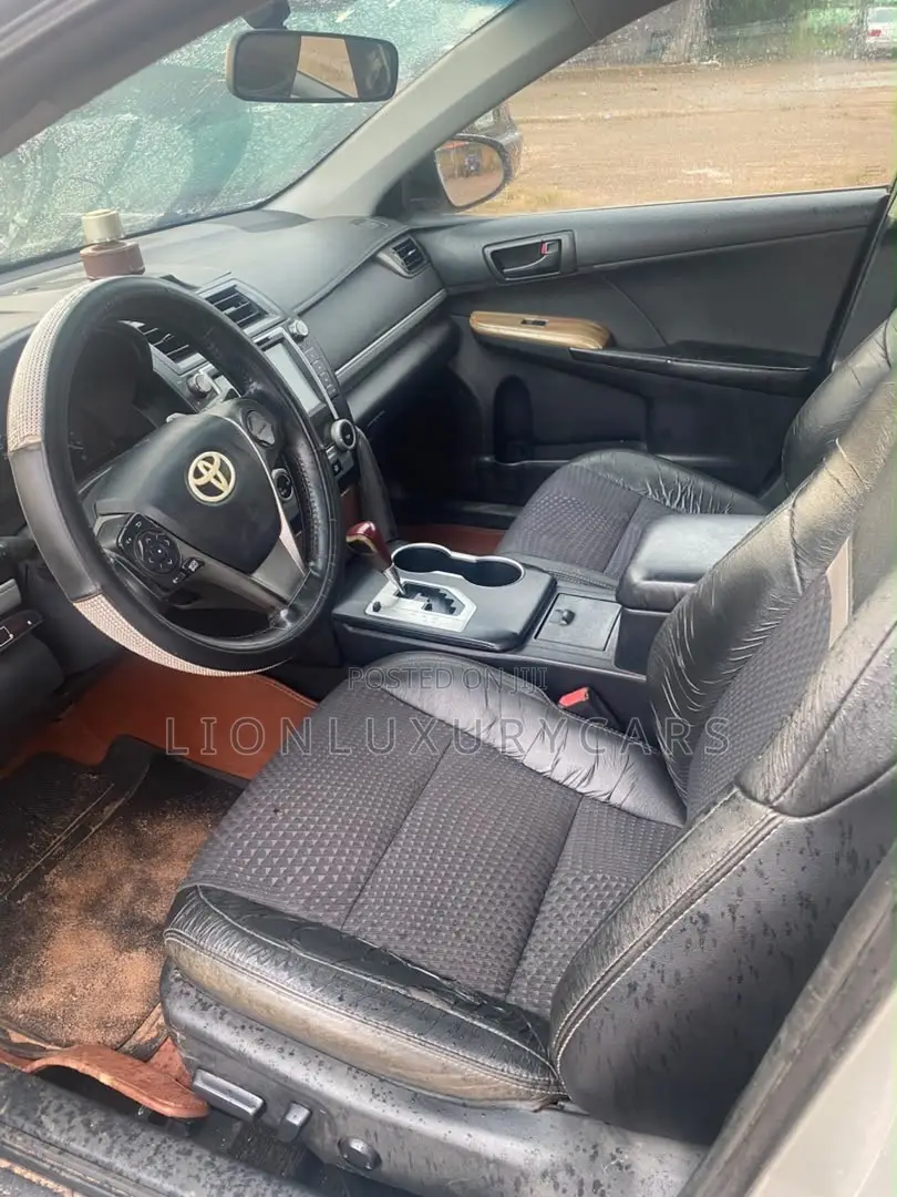 Toyota Camry 2013 Silver