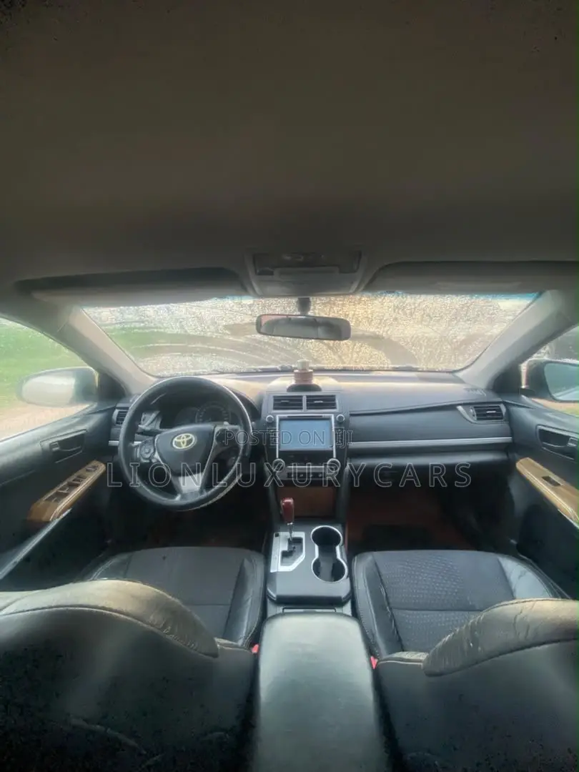 Toyota Camry 2013 Silver