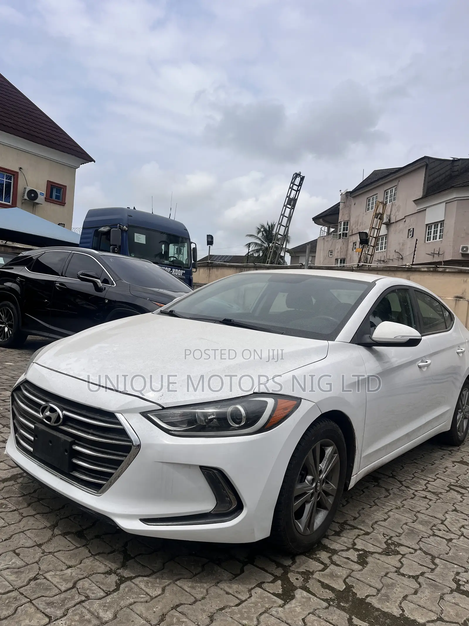 Hyundai Elantra 2017 White