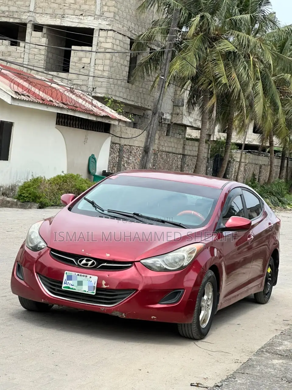 Hyundai Elantra 2011 Red