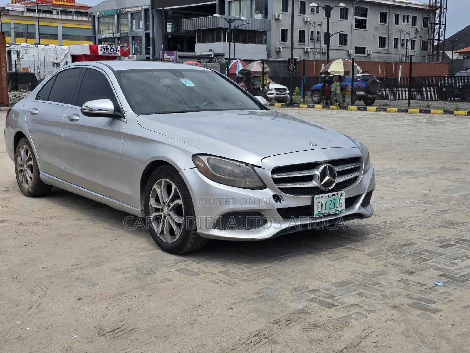 Mercedes-Benz C300 2015 Silver