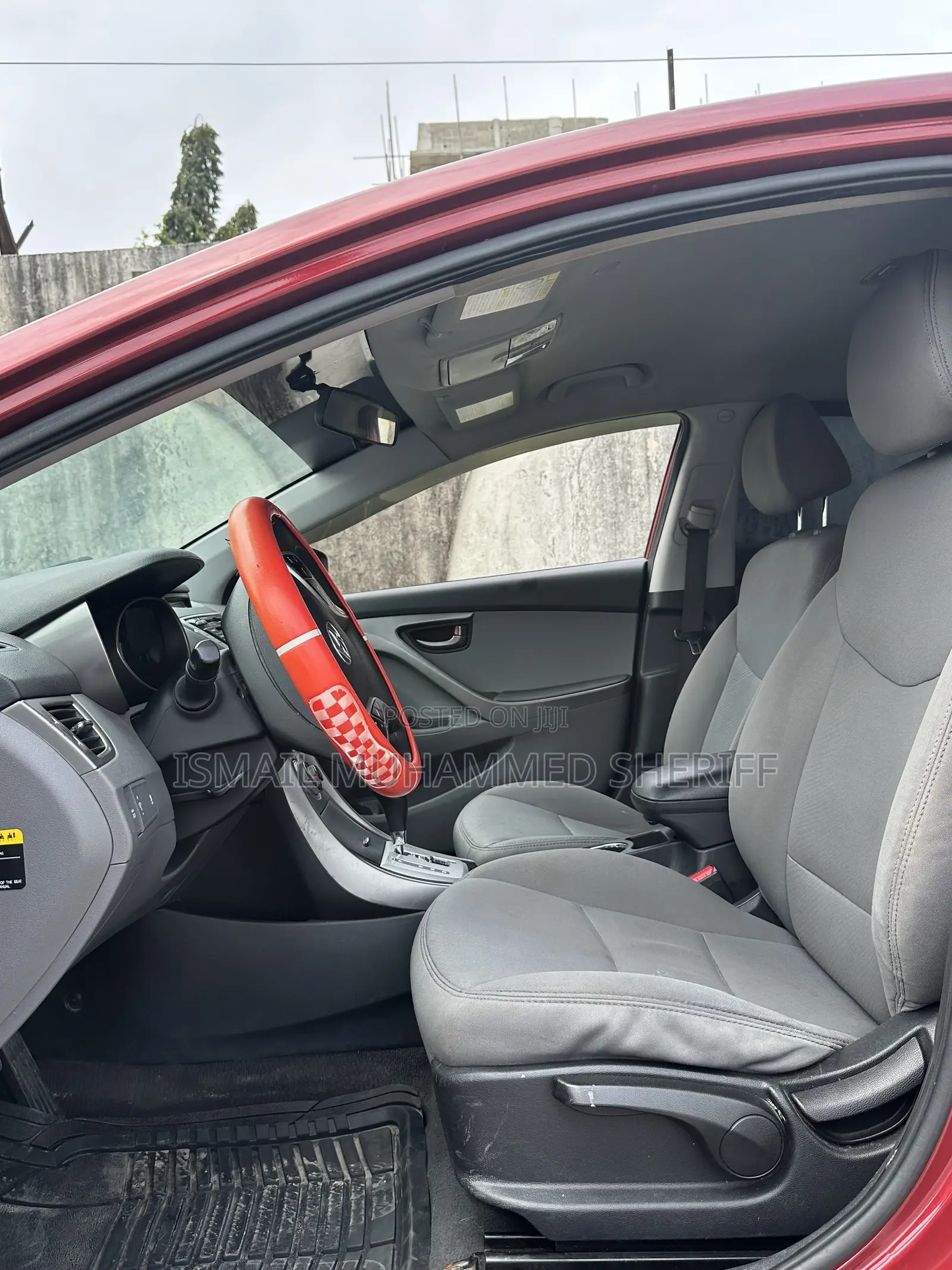 Hyundai Elantra 2011 Red