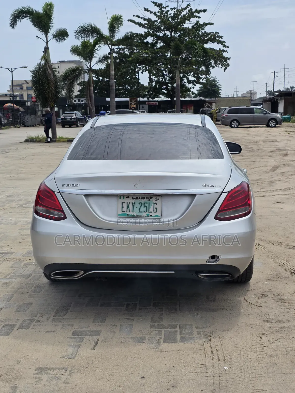 Mercedes-Benz C300 2015 Silver