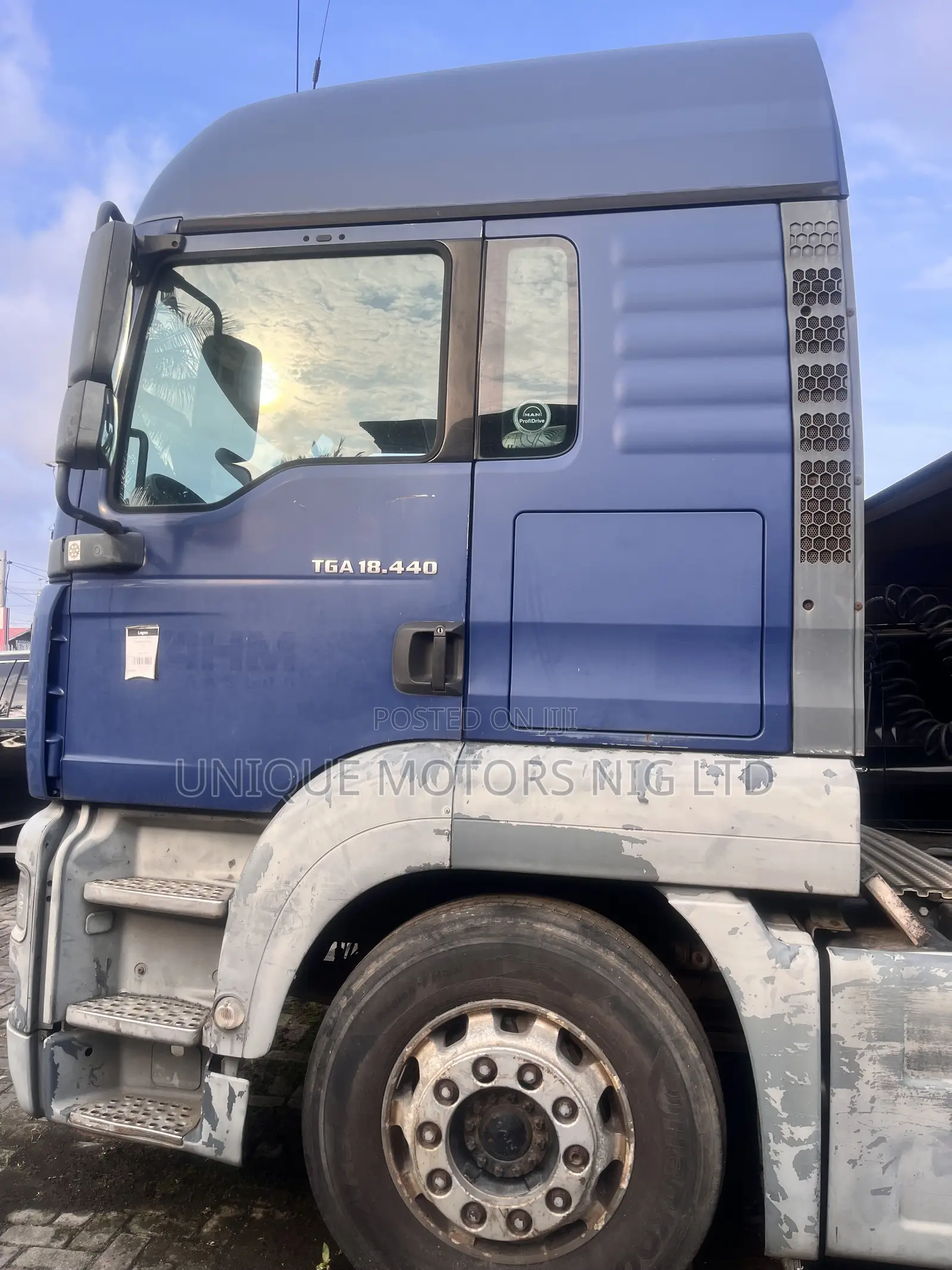 MAN T42 2004 Blue