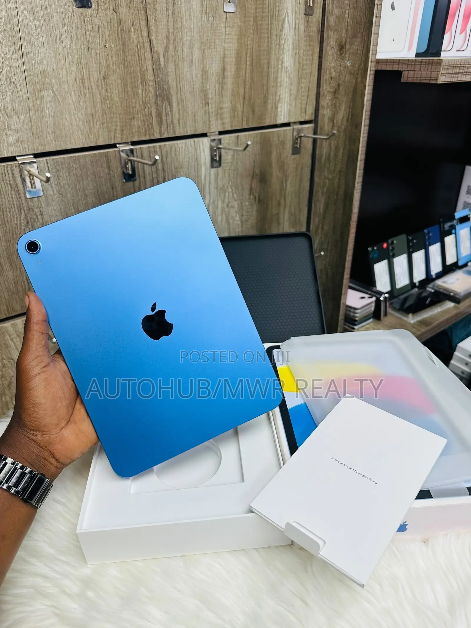 New Apple iPad Pro 128 GB Blue