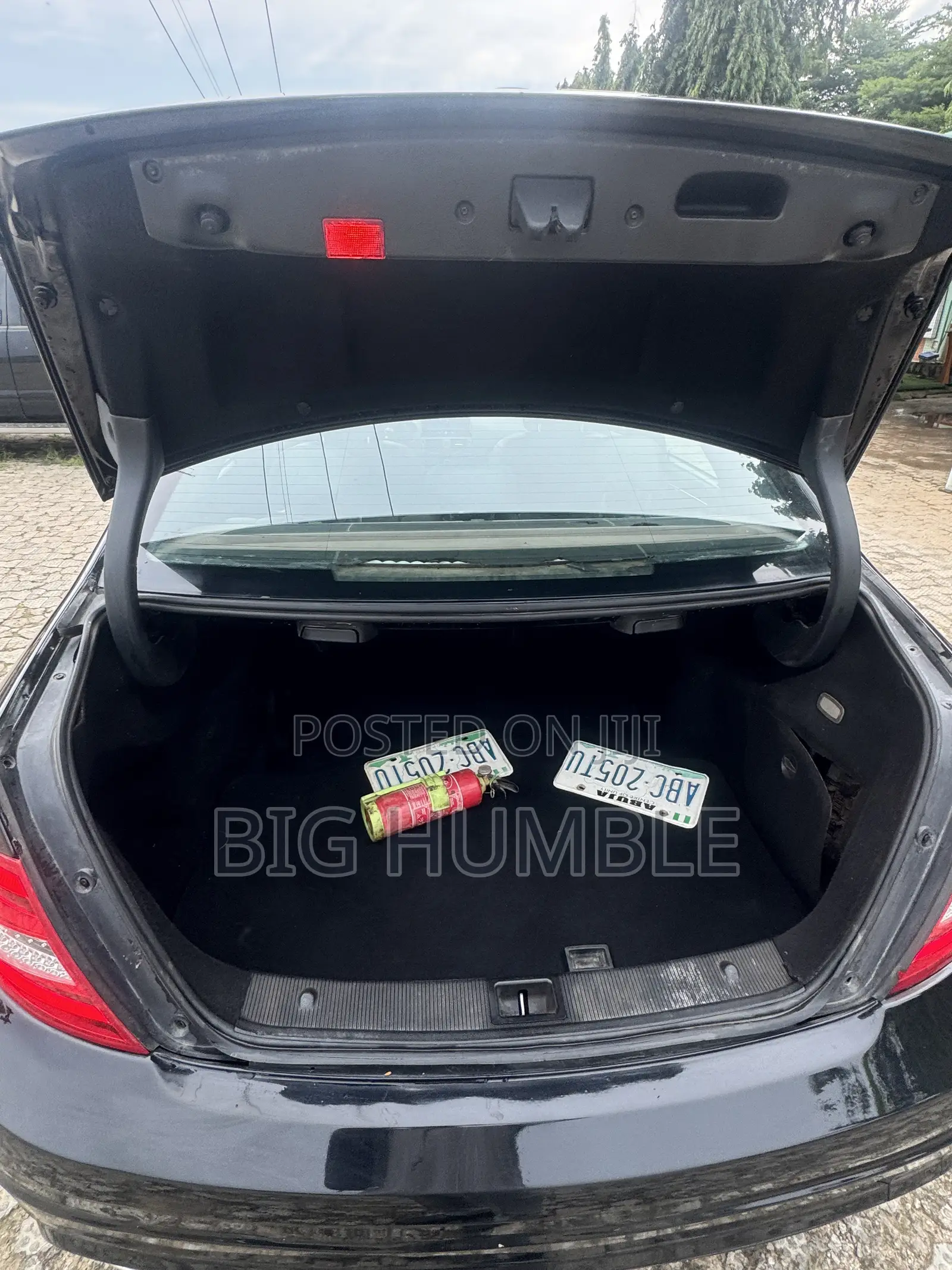 Mercedes-Benz C300 2011 Black