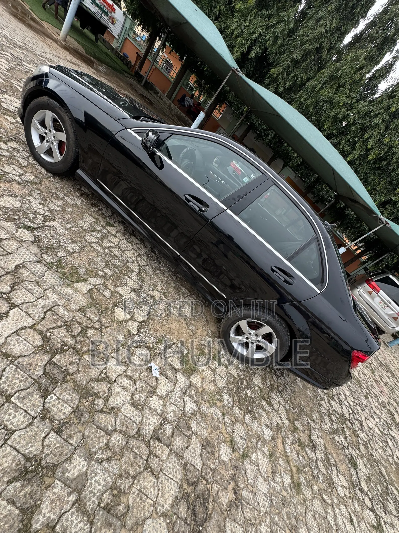 Mercedes-Benz C300 2011 Black