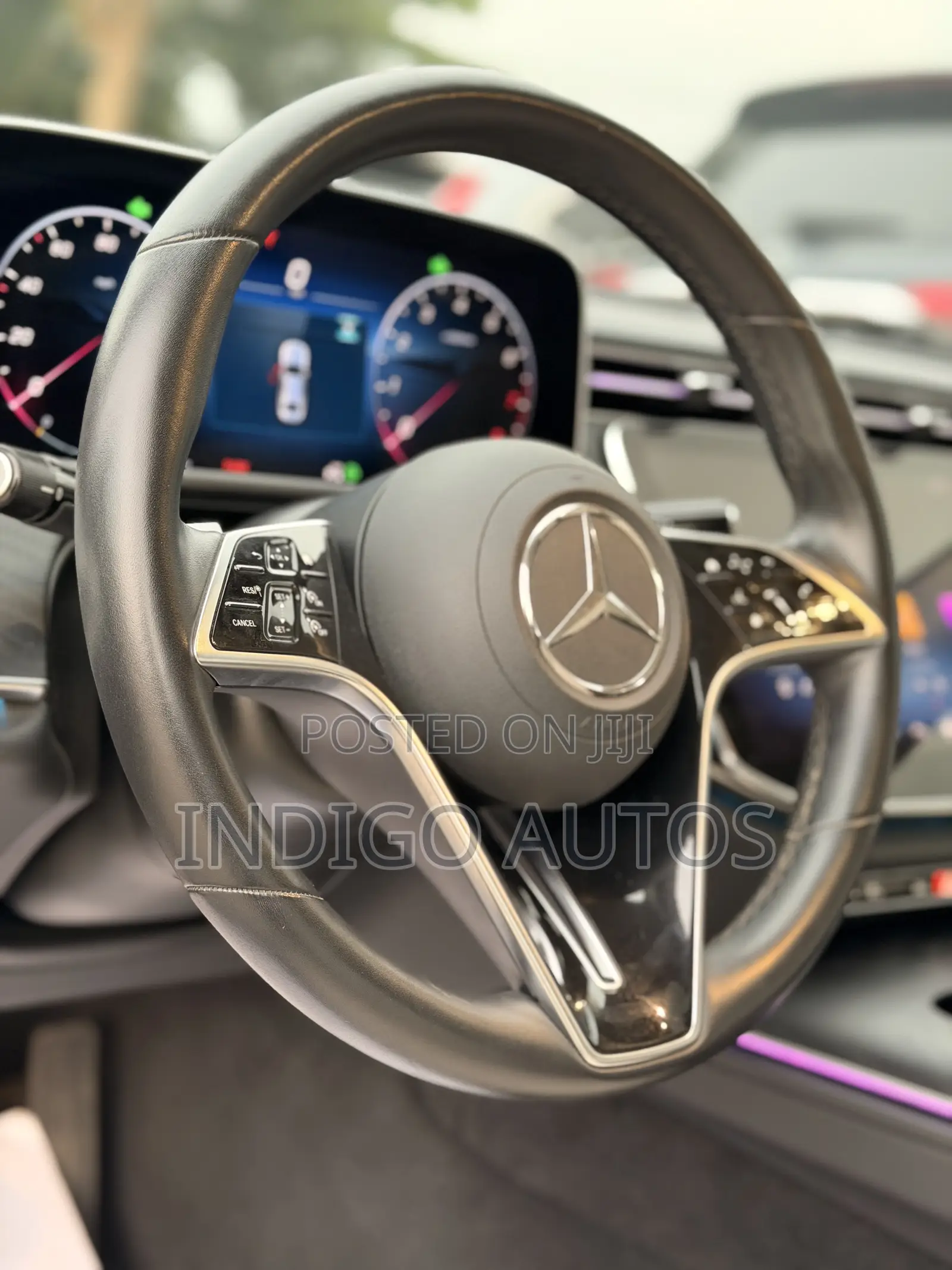 Mercedes-Benz E350 2024 Green