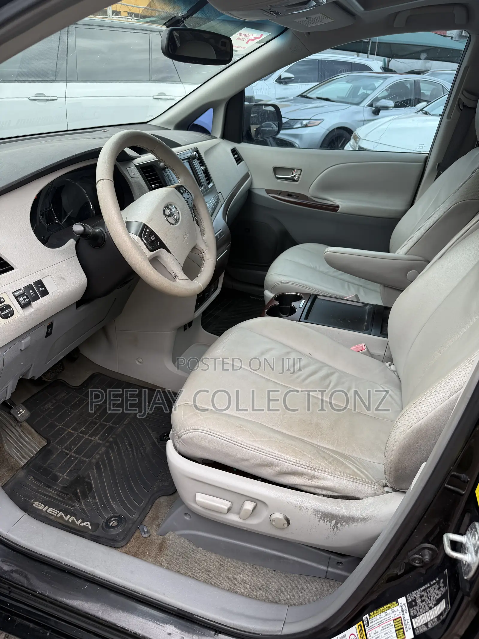 Toyota Sienna XLE 8 Passenger 2011 Black