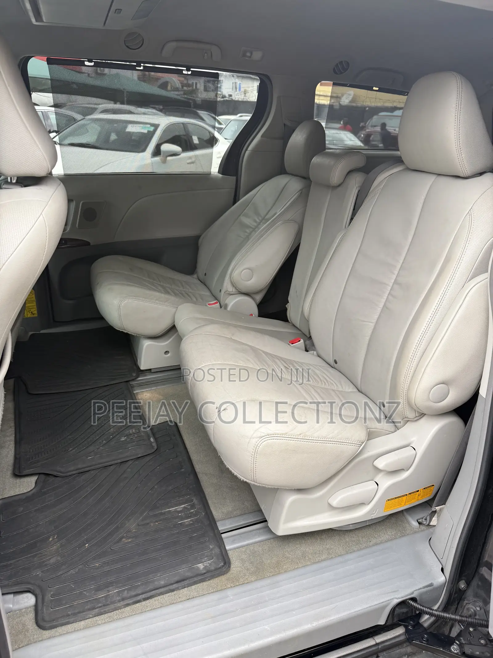 Toyota Sienna XLE 8 Passenger 2011 Black