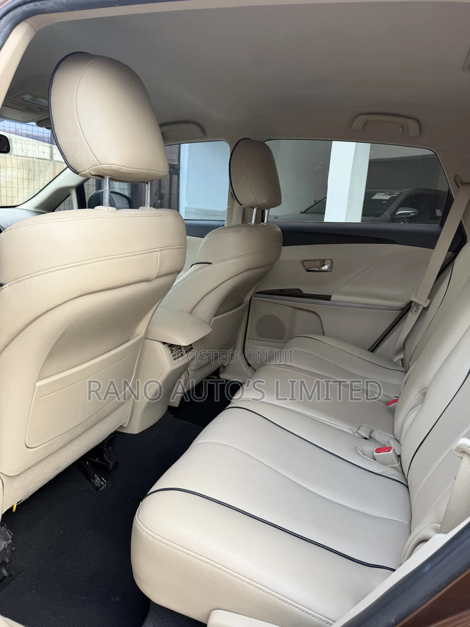 Toyota Venza V6 2010 Brown