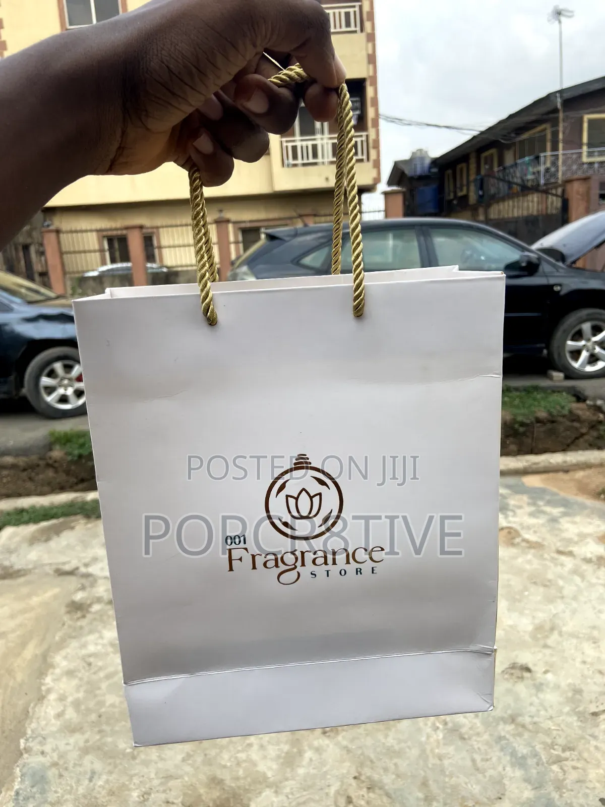 Luxury Foil Printed Paper Bag With Gold Handle