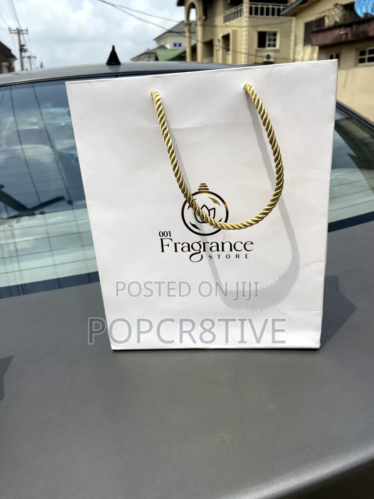 Luxury Foil Printed Paper Bag With Gold Handle