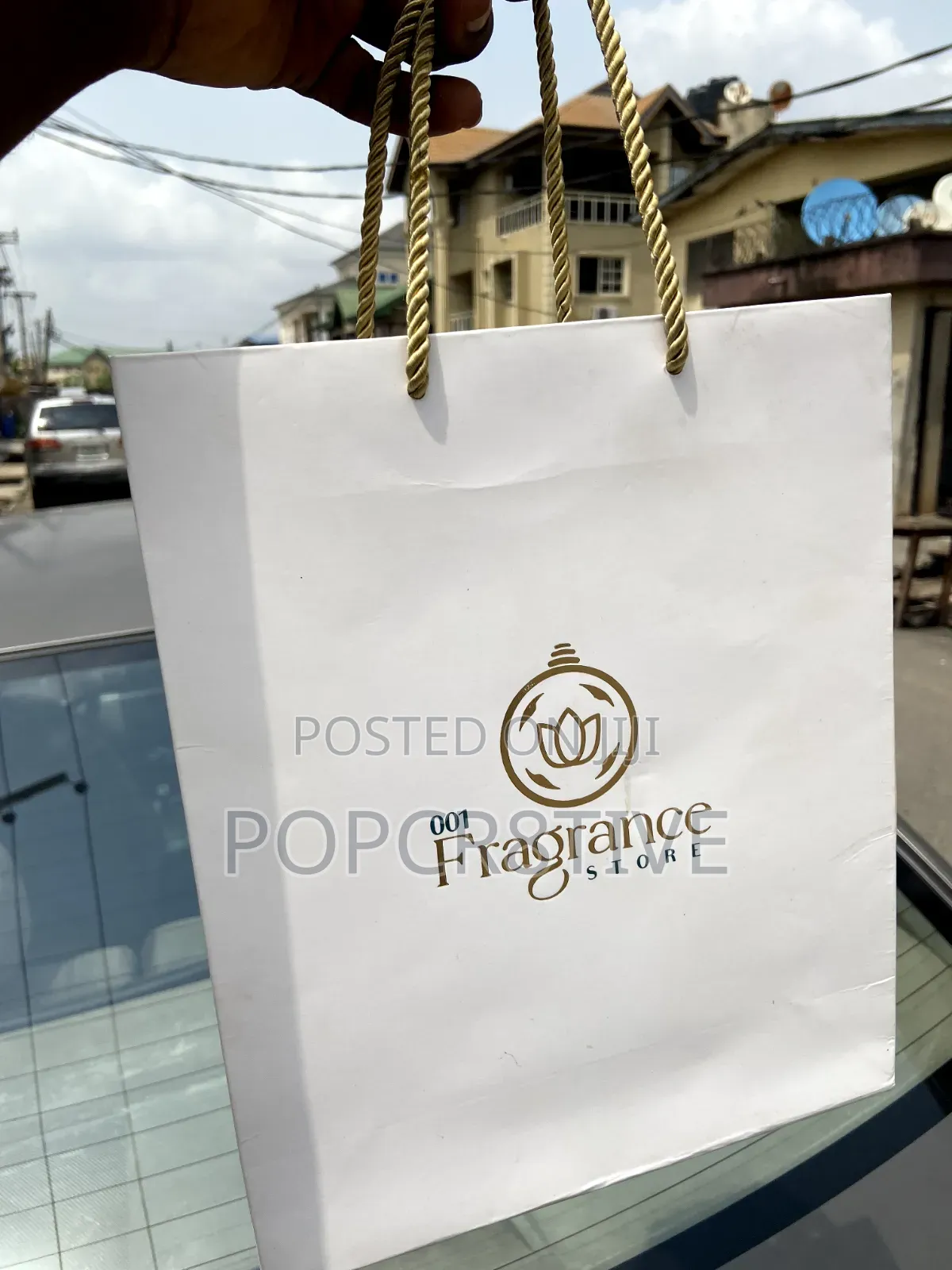 Luxury Foil Printed Paper Bag With Gold Handle