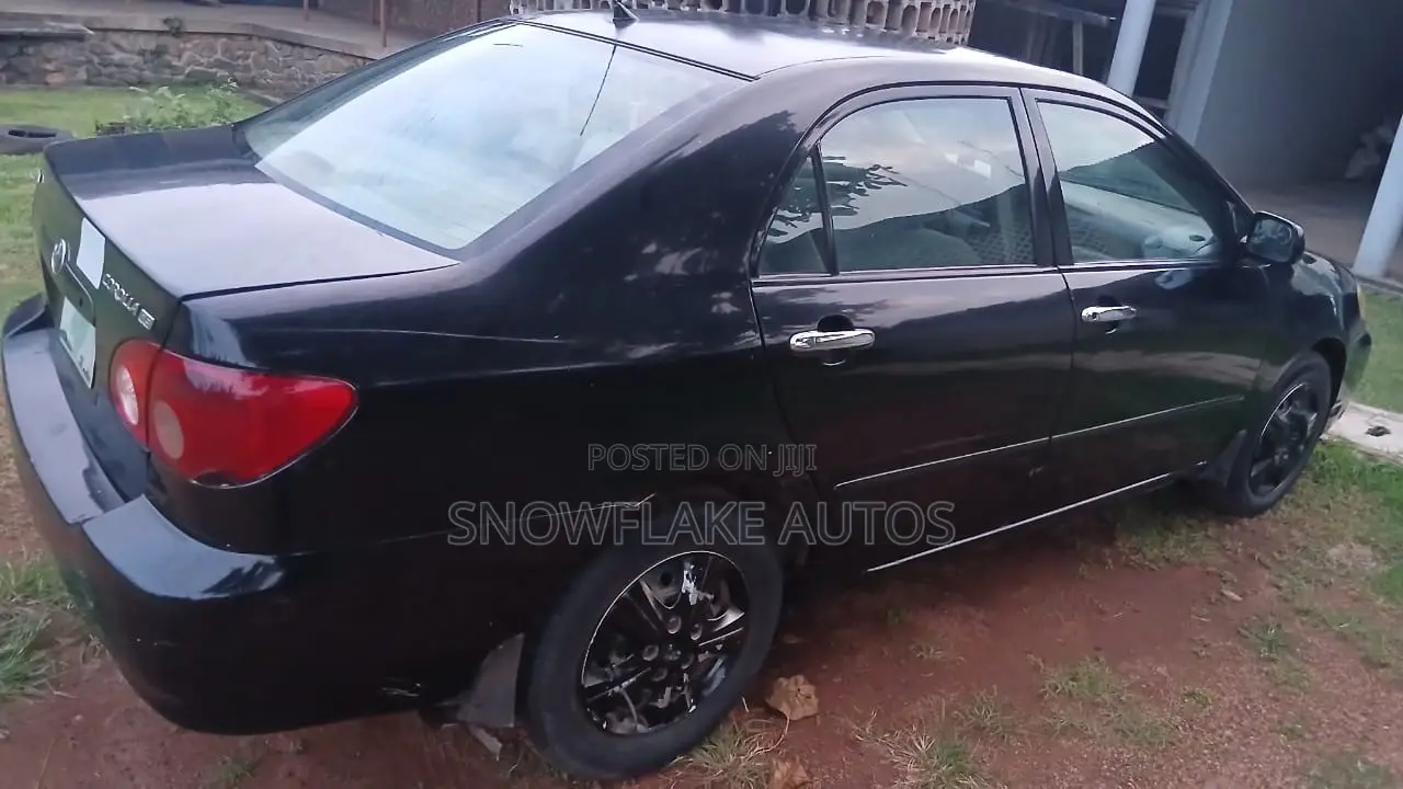 Toyota Corolla LE 2005 Black