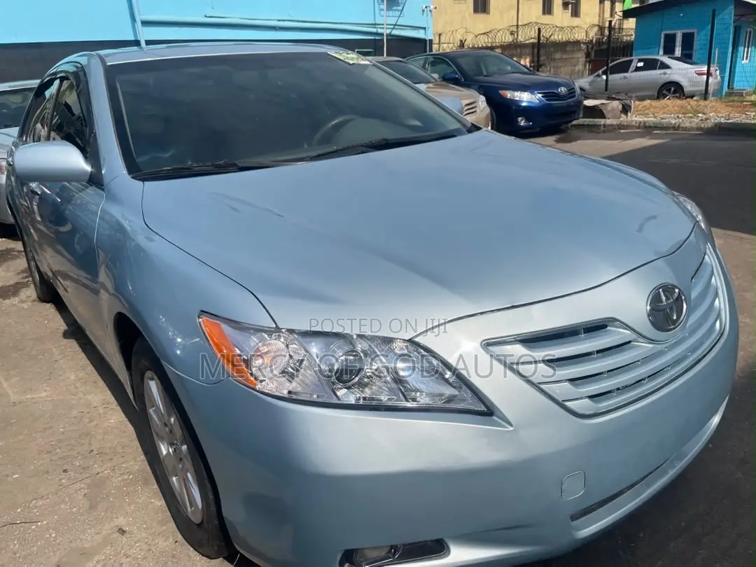 Toyota Camry 2008 Silver