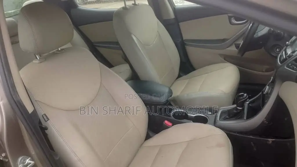 Hyundai Elantra 2015 Brown