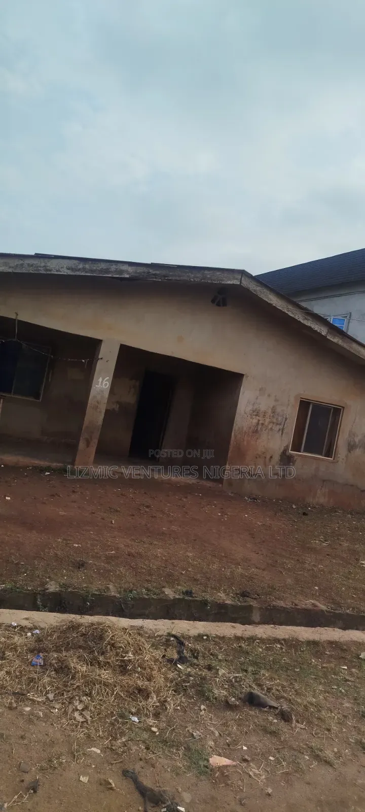 2bdrm Bungalow in Agric Rd, Igando / Ikotun/Igando for sale