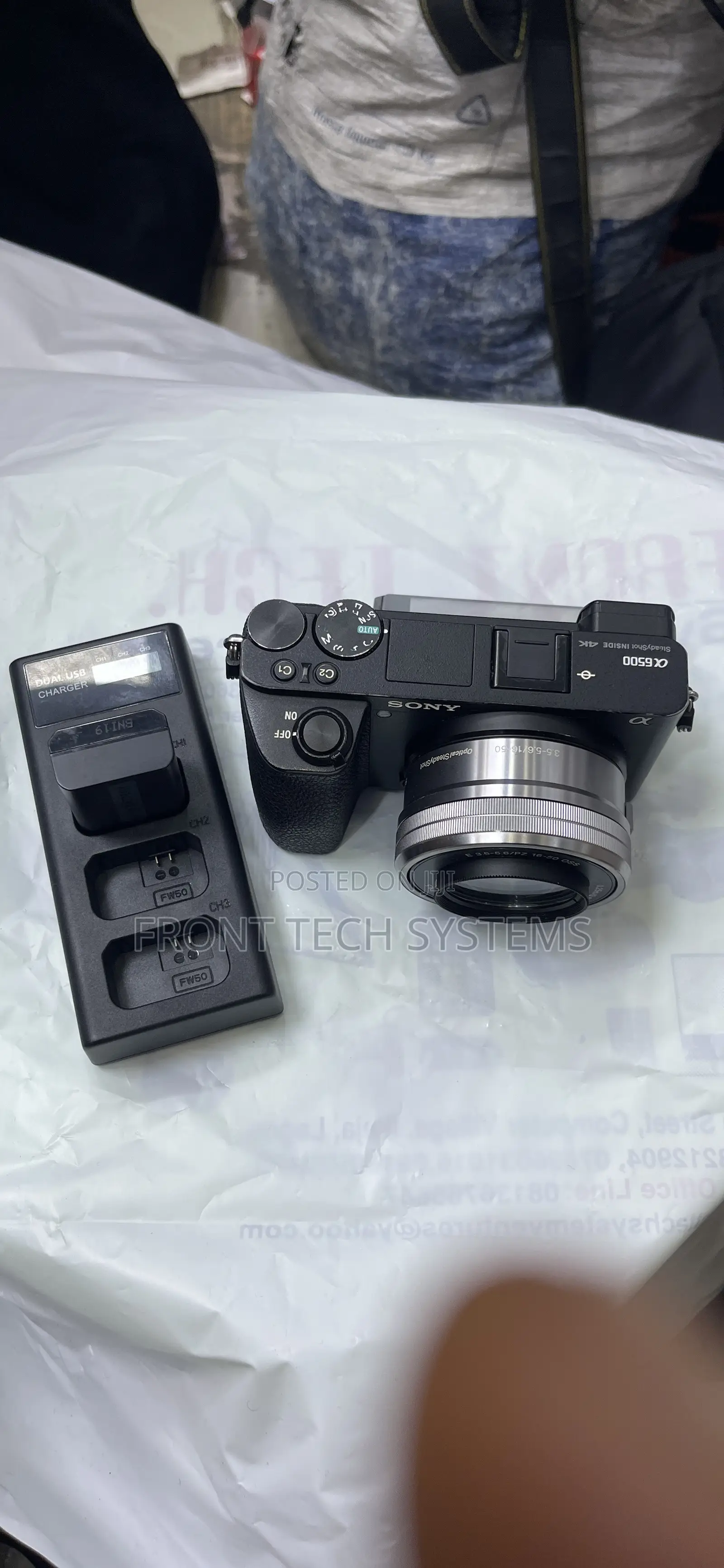 SONY A6500 With 16/50mm 
