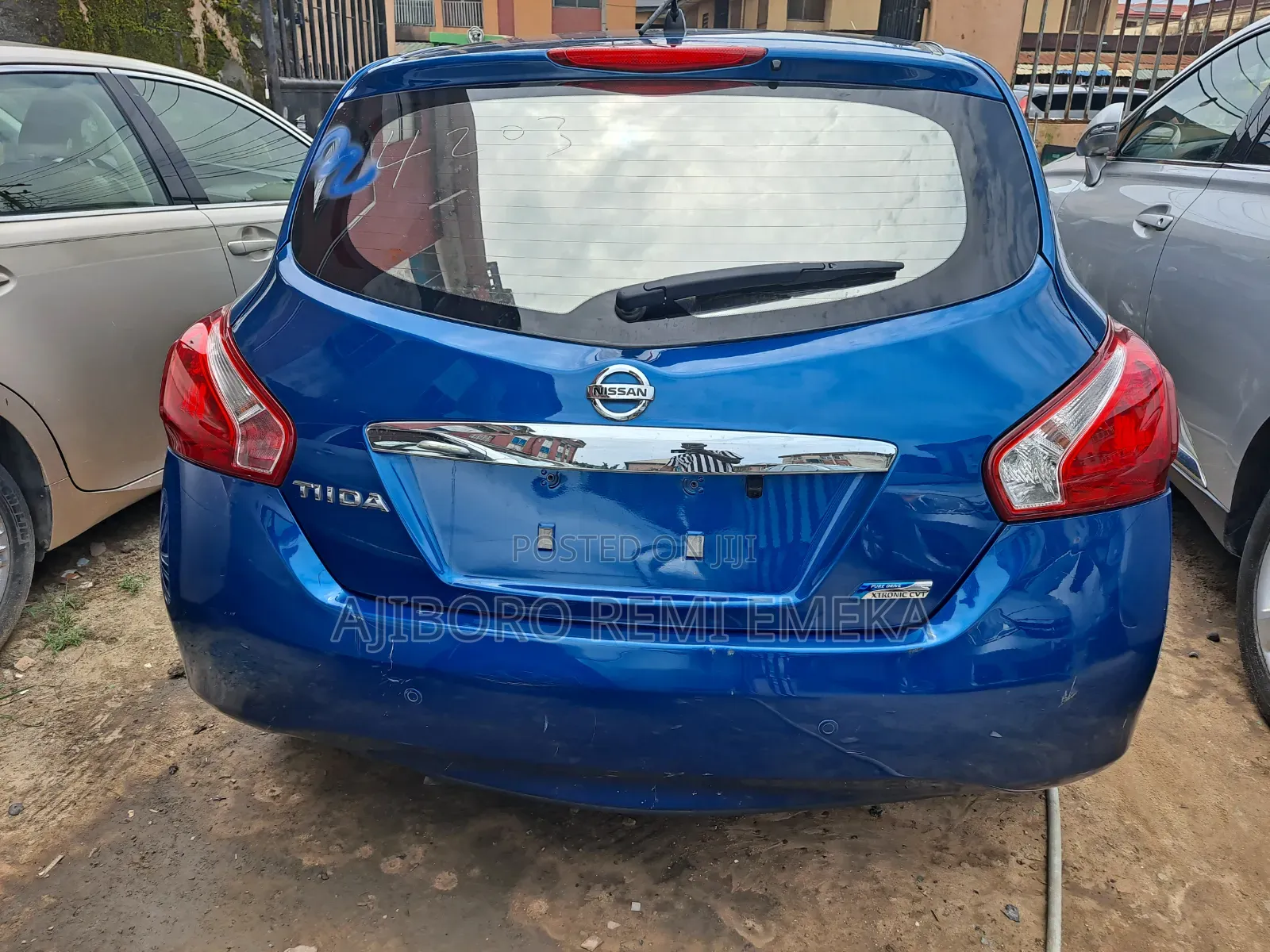 Nissan Tiida 2013 Blue