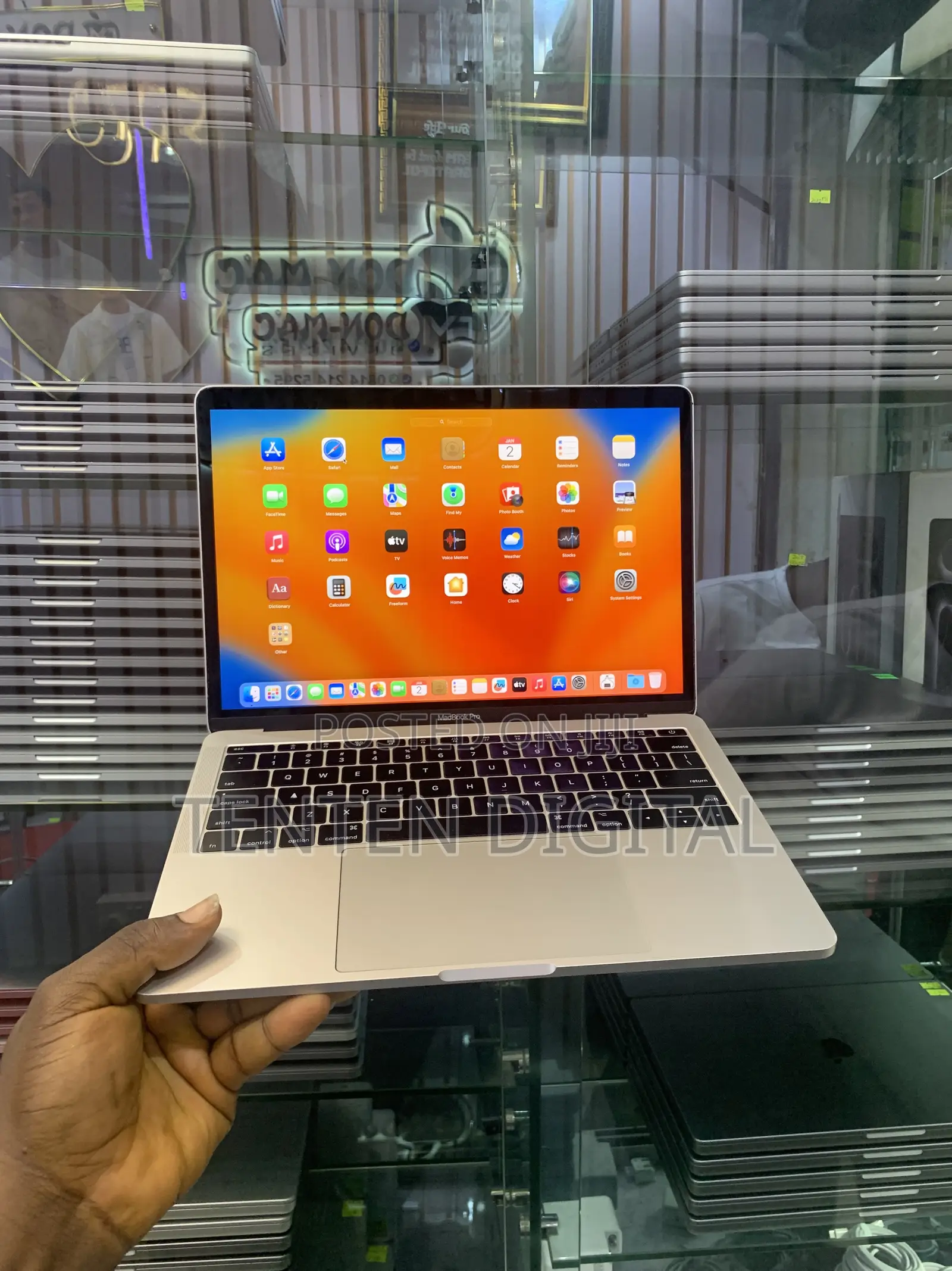 Laptop Apple MacBook Pro 2017 8GB Intel Core i5 SSD 256GB