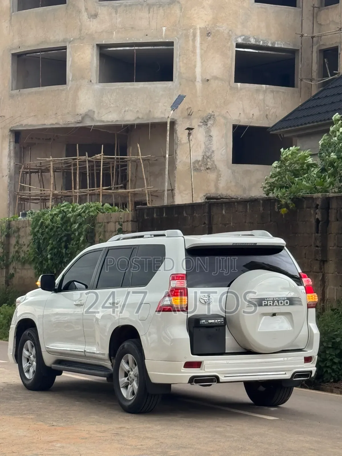 Toyota Land Cruiser Prado 2015 White