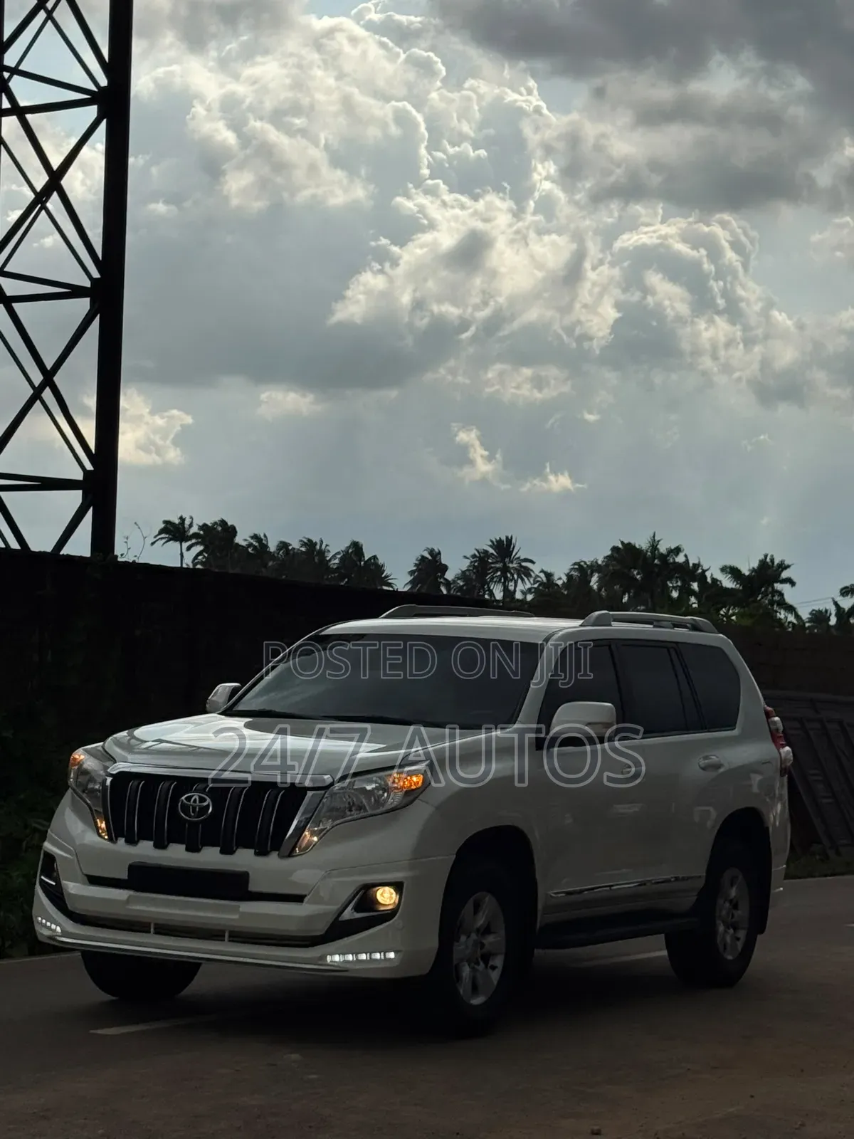Toyota Land Cruiser Prado 2015 White