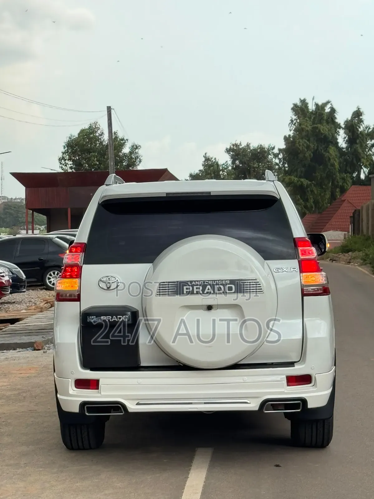Toyota Land Cruiser Prado 2015 White
