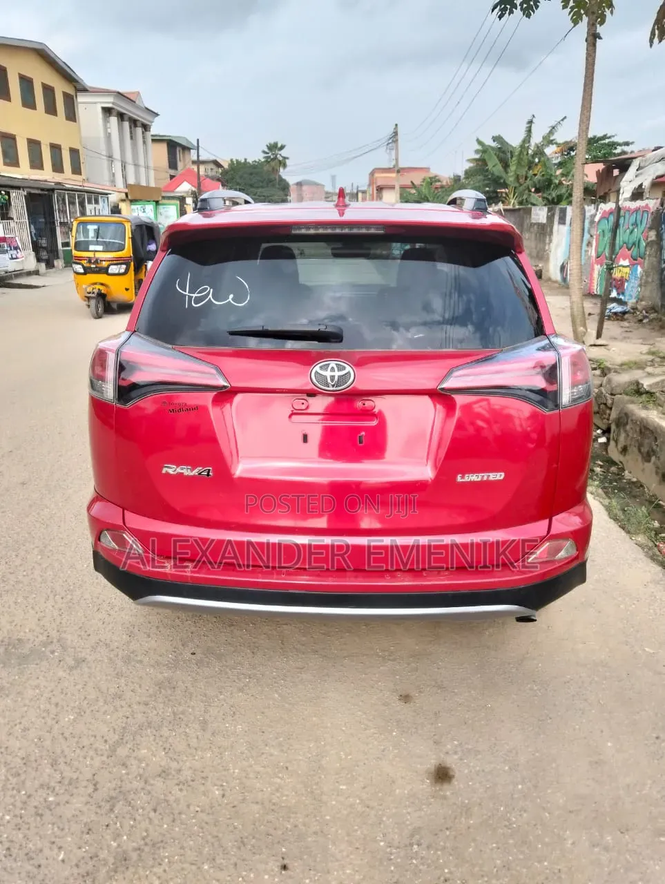 Toyota RAV4 2017 Red