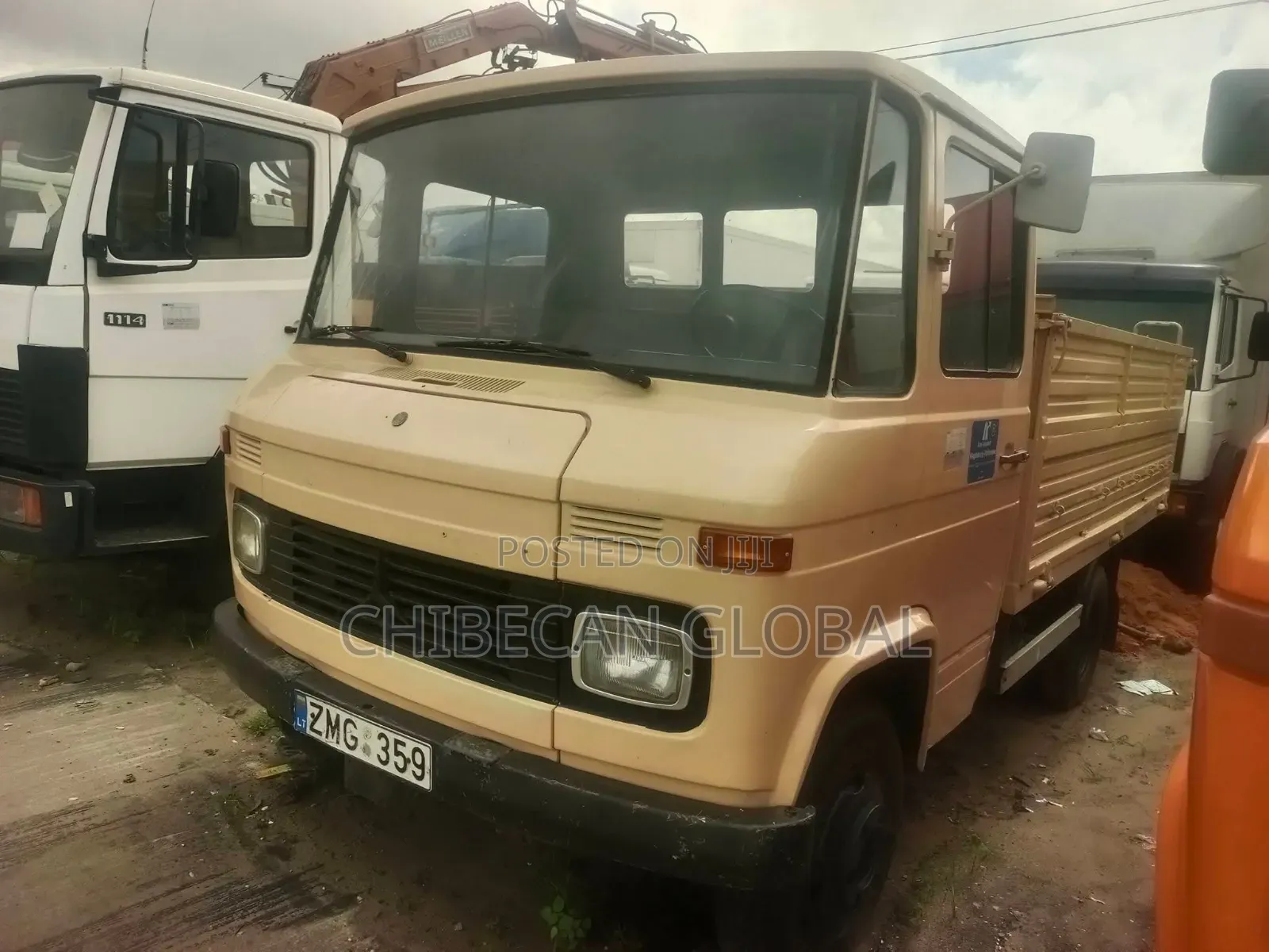 Mercedes Benz 608 Pickup Truck (Foreign Used) 6 Tyres