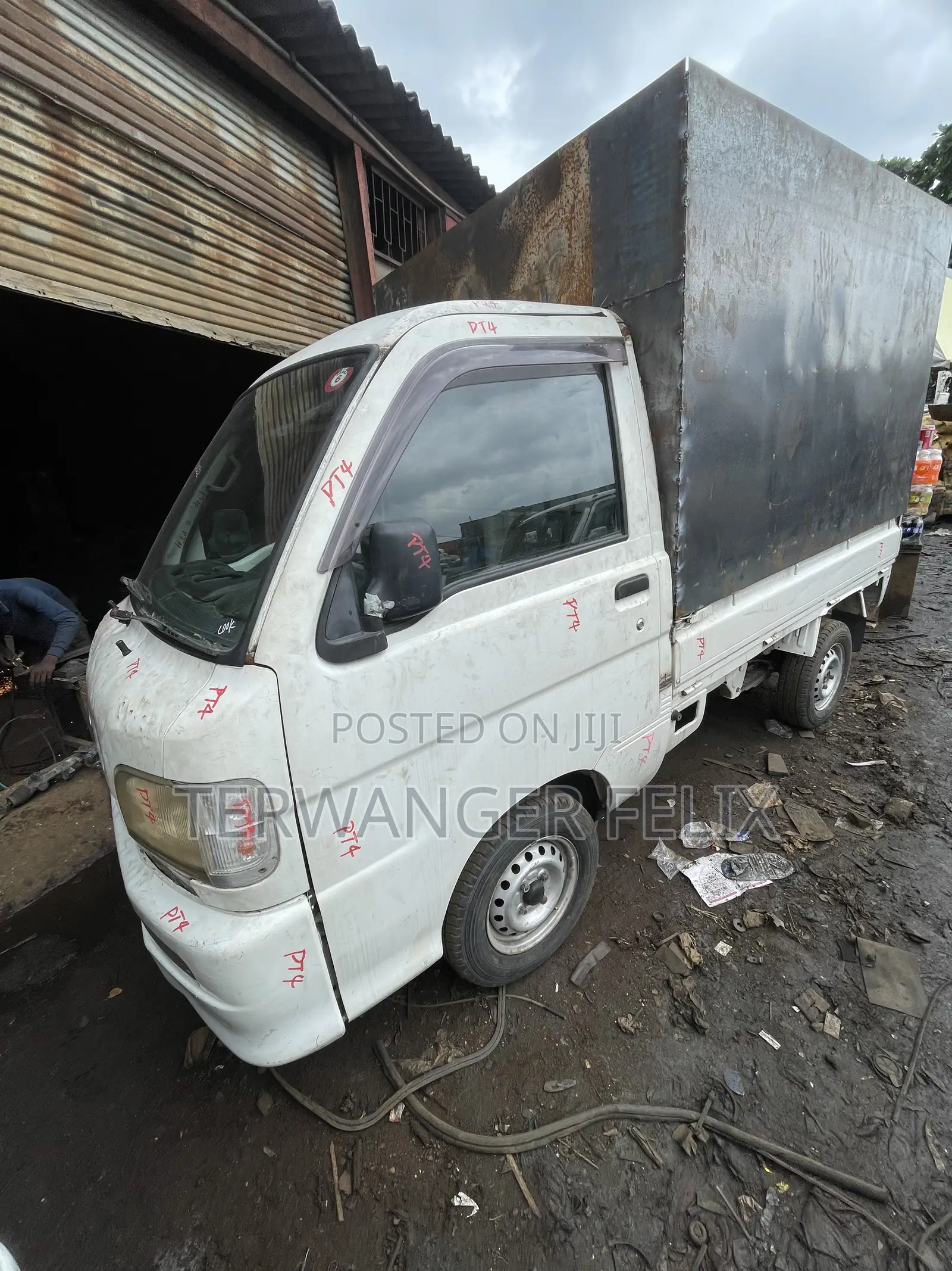 Jet Mover 2012 White