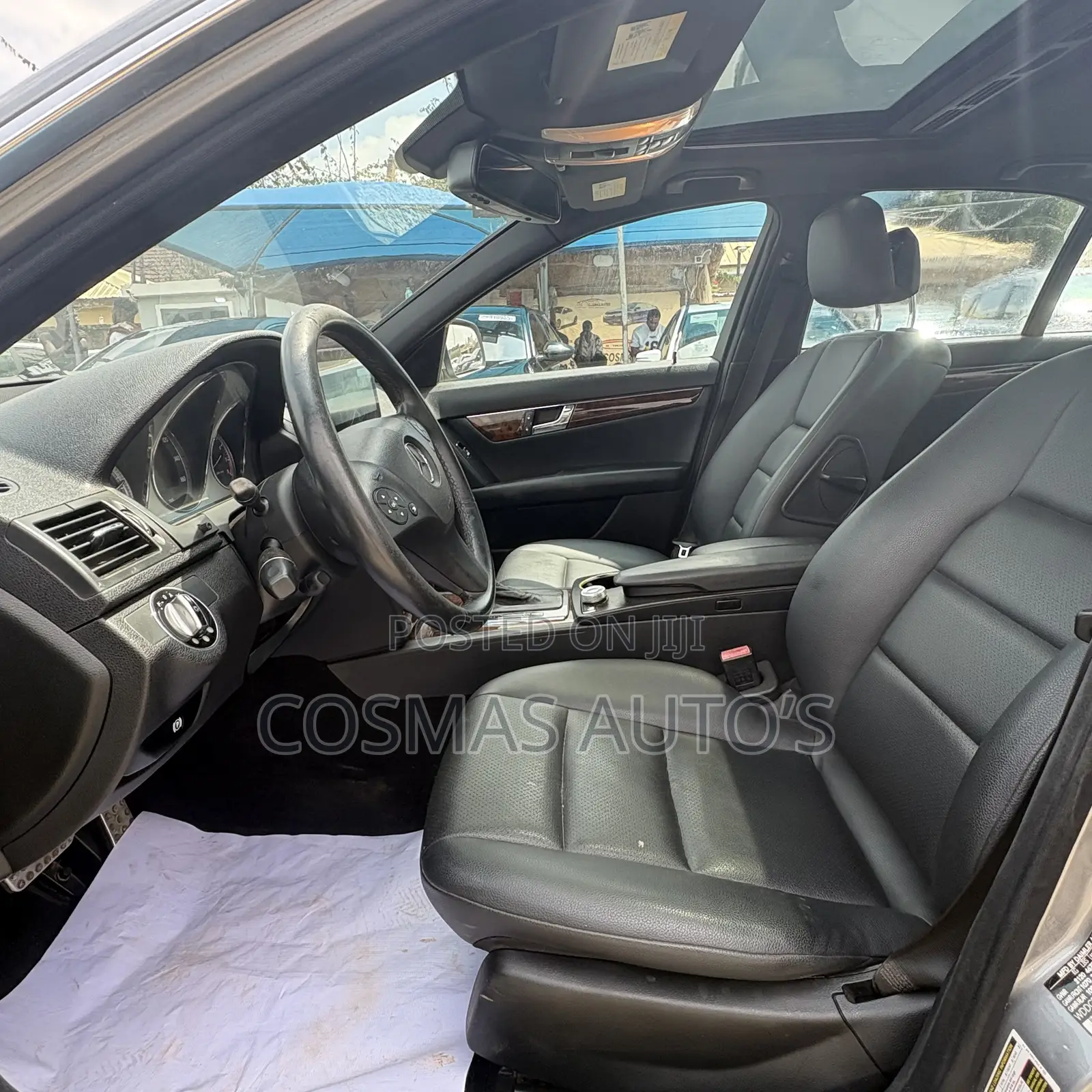 Mercedes-Benz C300 Luxury 4Matic Sedan AWD (3.0L 6cyl 7A) 2010 Gray