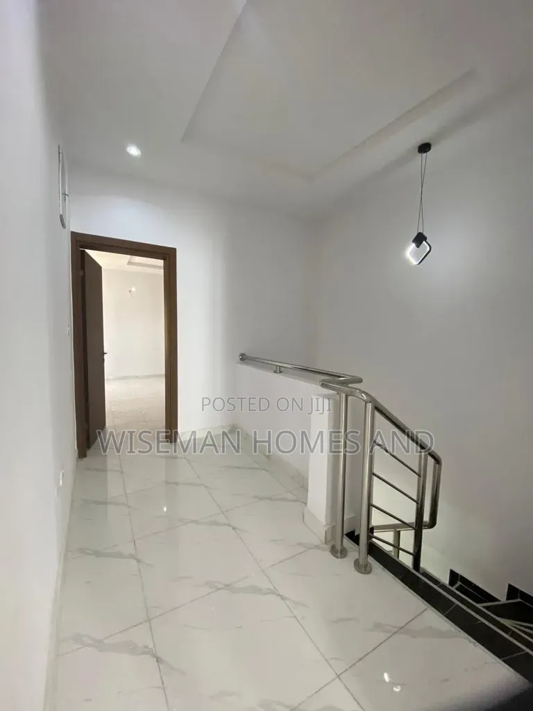 3bdrm Duplex in Ikota Lekki Eti-Osa for rent